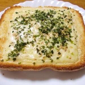 ゴマ青海苔チーズトースト